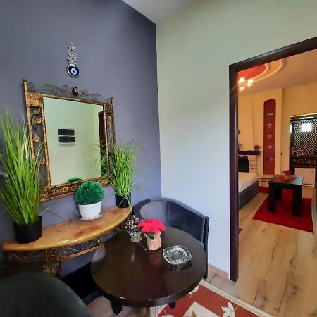Villa 53 Тирана Екстериор снимка
