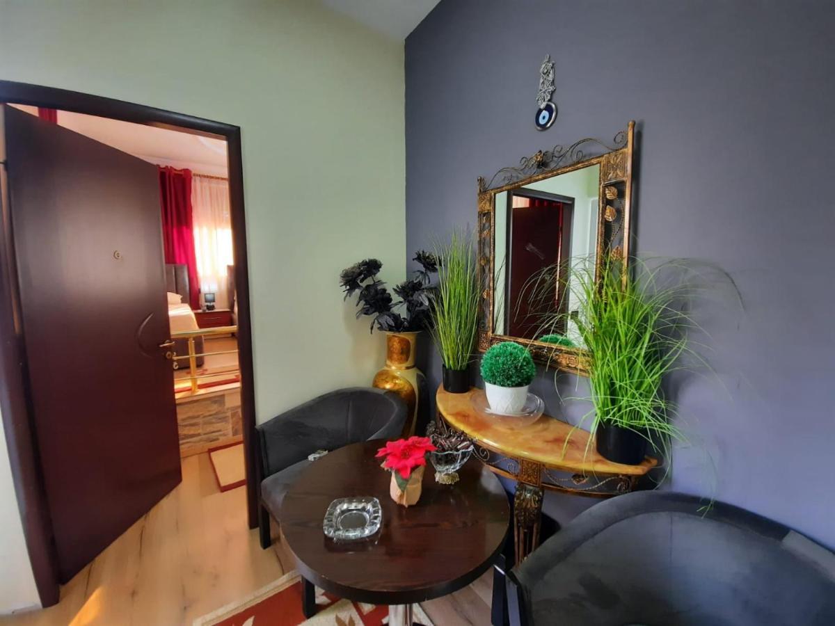 Villa 53 Тирана Екстериор снимка