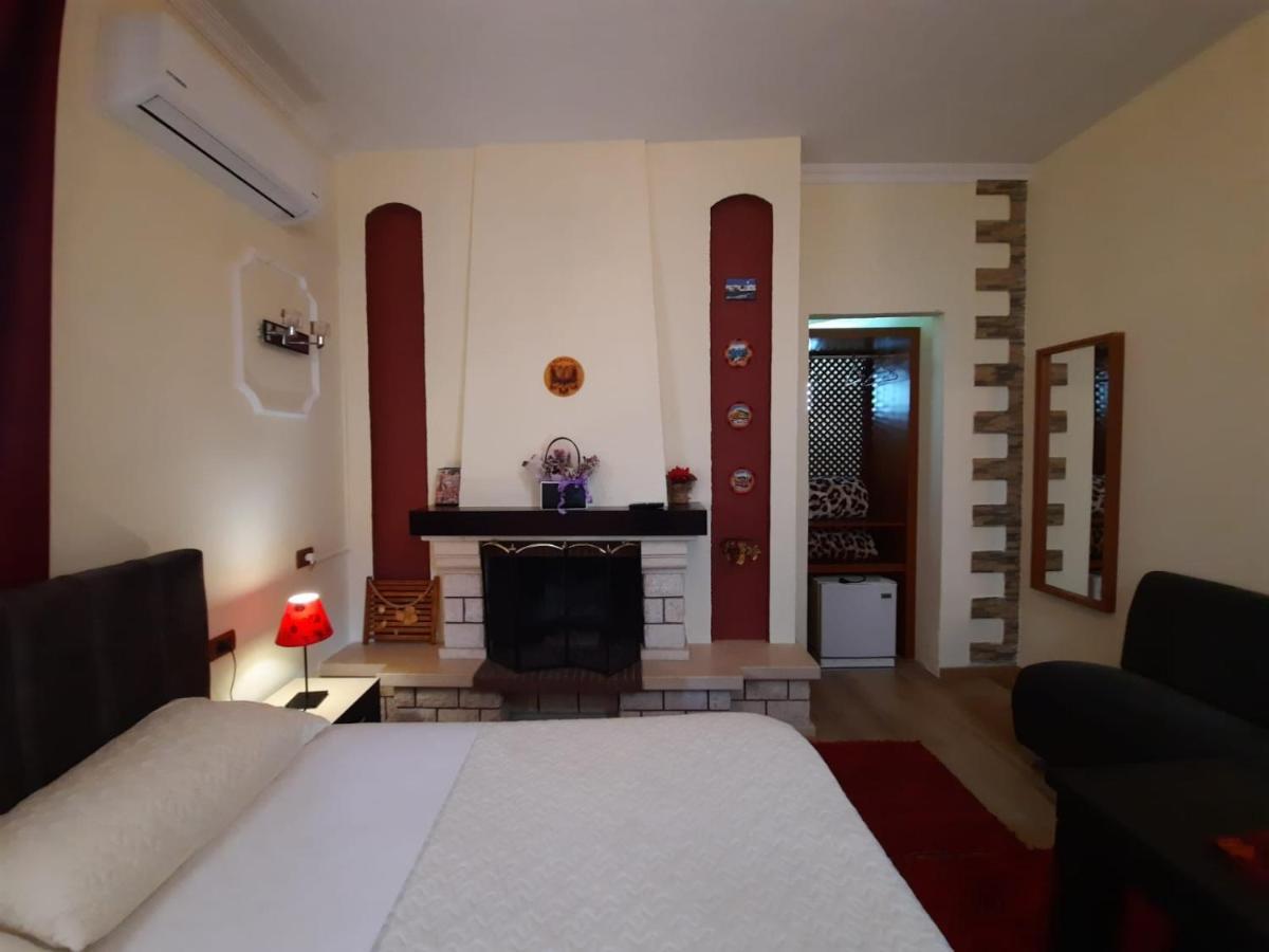 Villa 53 Тирана Екстериор снимка